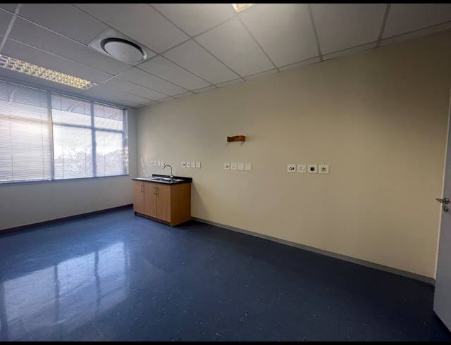 855M² OFFICE TO LET IN ILLOVO